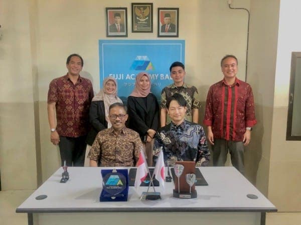 Mengukir Peluang Karir di Negeri Sakura: MoU Antara LPK Fuji Academy dan SMK Negeri 2 Malang