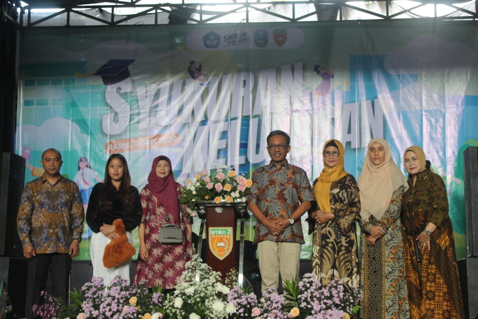 SMK Negeri 2 Malang Gelar Tasyakuran Kelulusan Kelas XII