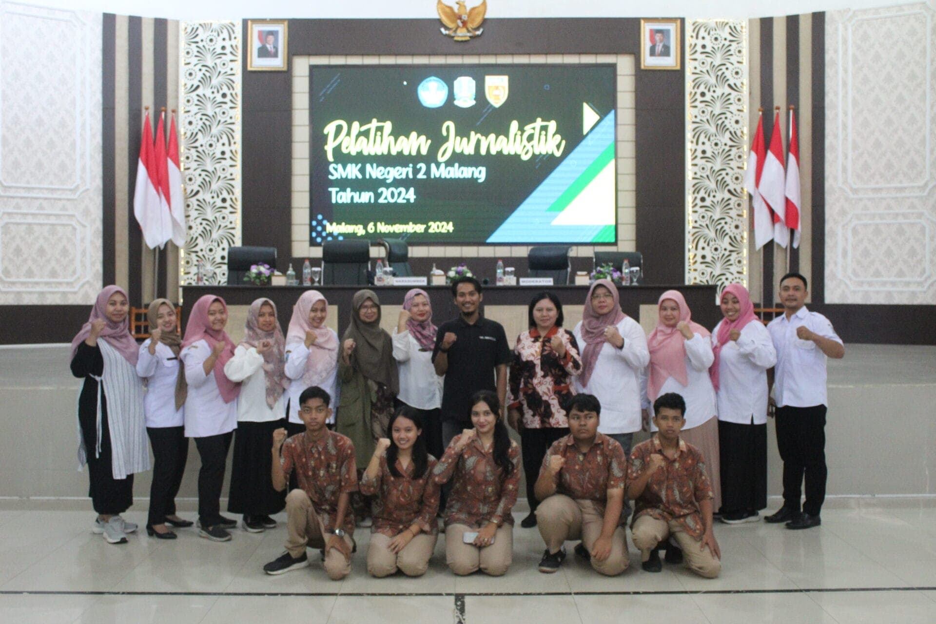 Wartawan CNN Sampaikan Ilmu Jurnalistik di SMKN 2 Malang